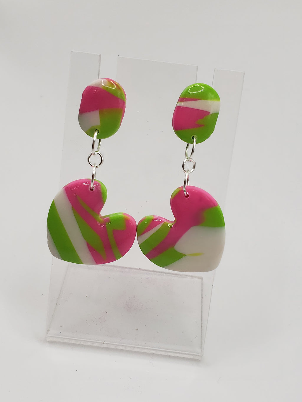 Heart Dangle with Oval post; random pattern: neon pink, neon green, white